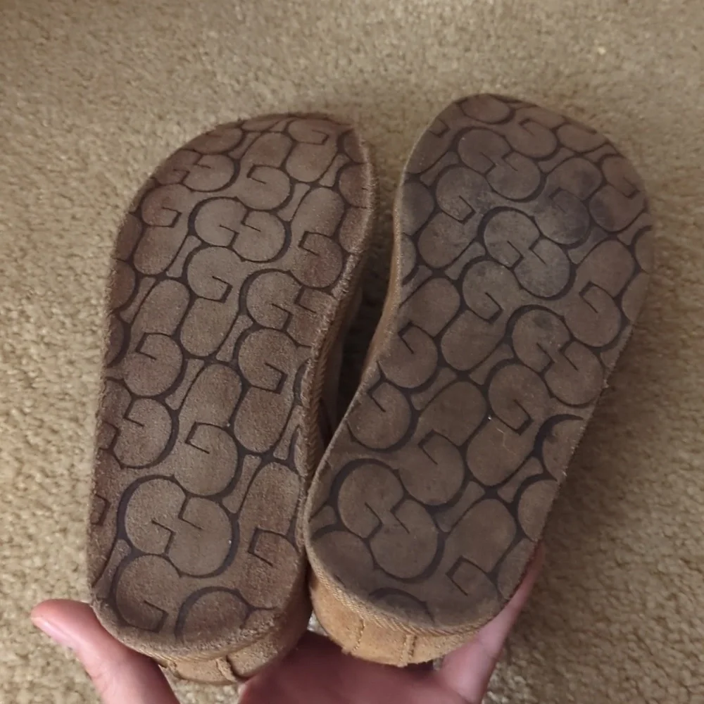 Ugg Scuff Romeo II Slipper size 1